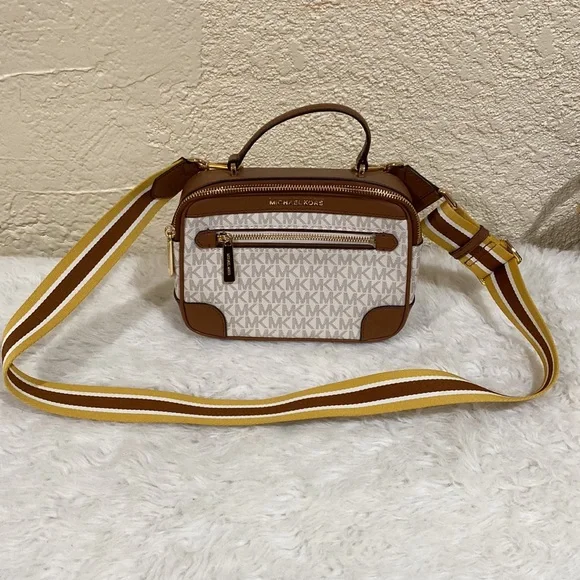 Michael kors shop guitar strap bag